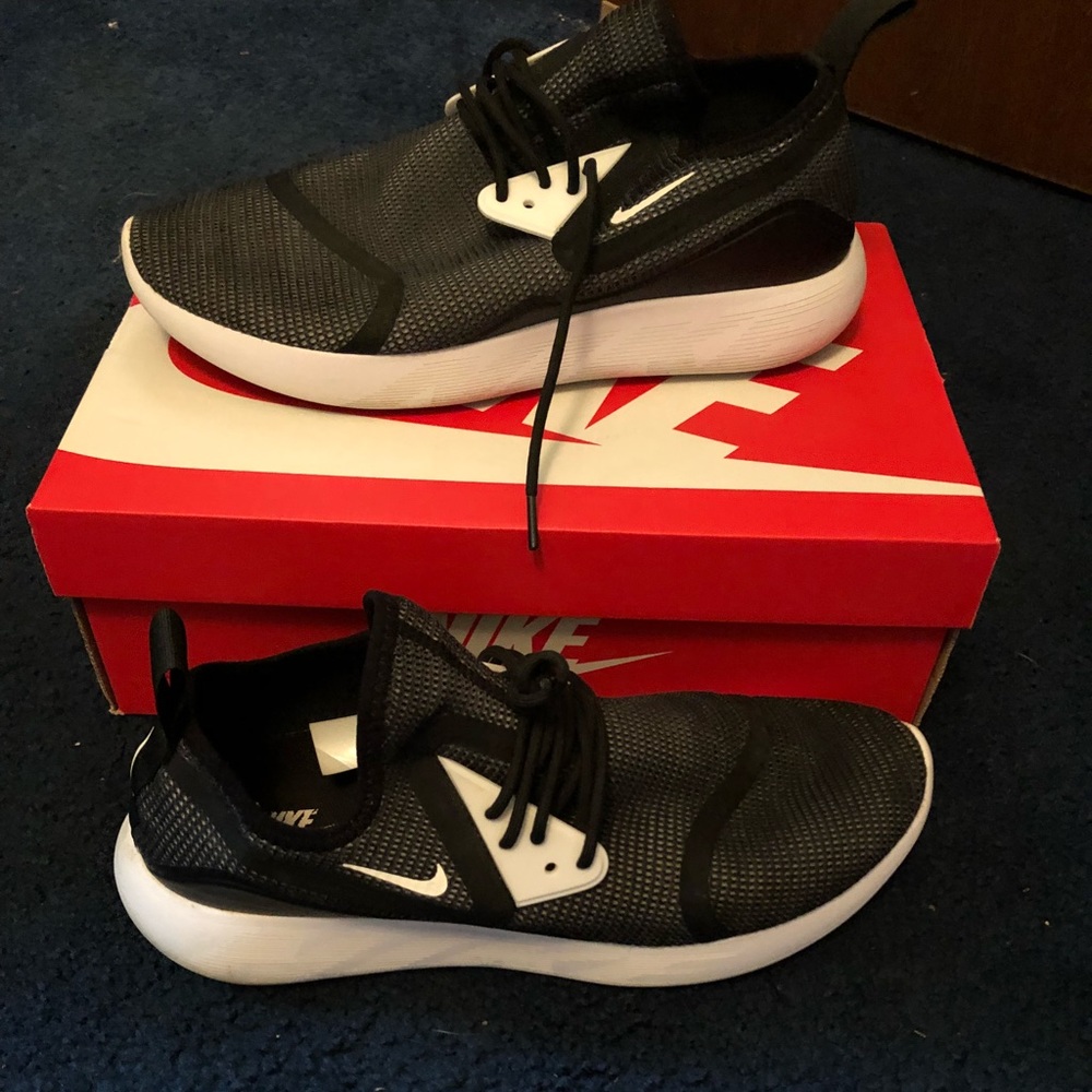 Nike lunarcharge